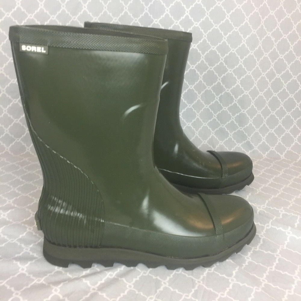 Sorel Women's Joan Rain Short Gloss Rain Boot